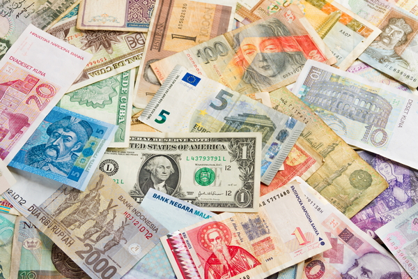 Rachunek oszczędnościowo - rozliczeniowy w walutach wymienialnych: EUR, USD, GBP, CHF